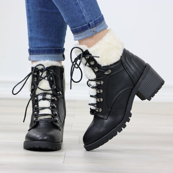 Black Lace Up Ankle Boots Chunky Heel Faux Fur Lined - Picture 2 of 16